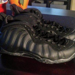 Nike Men's Air Foamposite (Black) (Sz.10)